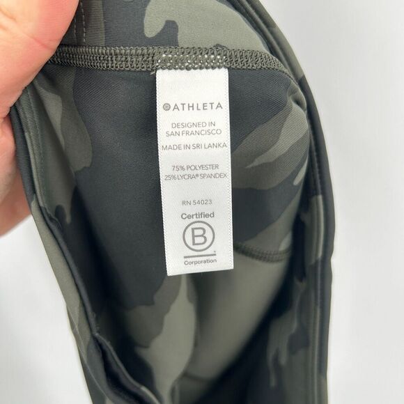 ATHLETA Ultimate 7/8 Tight High Rise Green Gray Camo Ankle Leggings Size Small - Picture 10 of 10